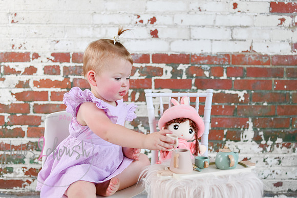 Leah [turns two] 128