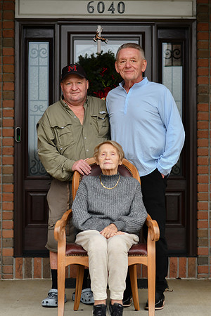 Lora Family 029