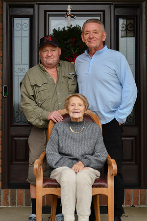 Lora Family 038