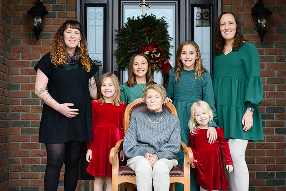 Lora Family 057