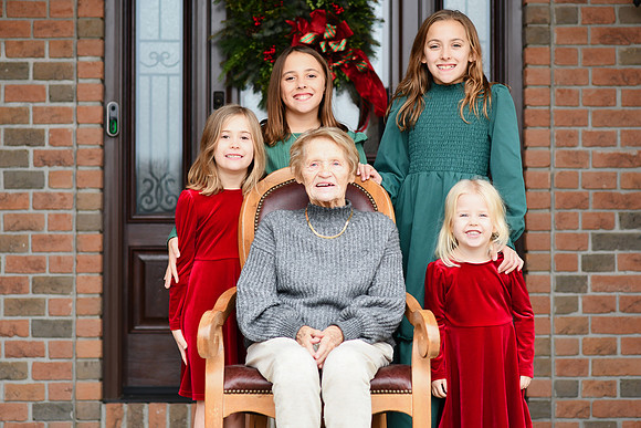 Lora Family 065