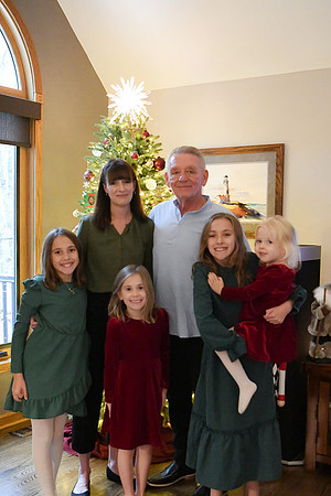 Lora Family 122