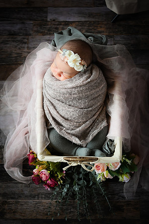 Amelia [newborn] 037