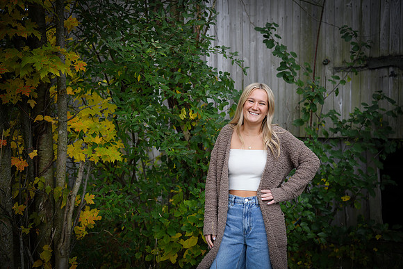 Olivia  [senior photos] 009