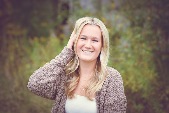 Olivia  [senior photos] 081