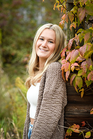 Olivia  [senior photos] 201
