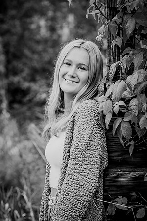 Olivia  [senior photos] 203