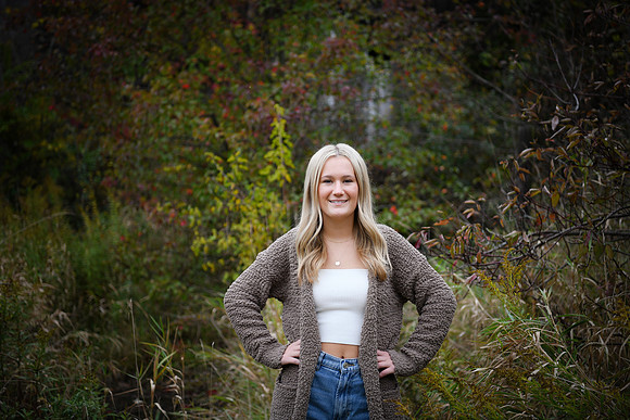 Olivia  [senior photos] 222