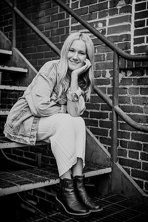 Olivia  [senior photos] 331