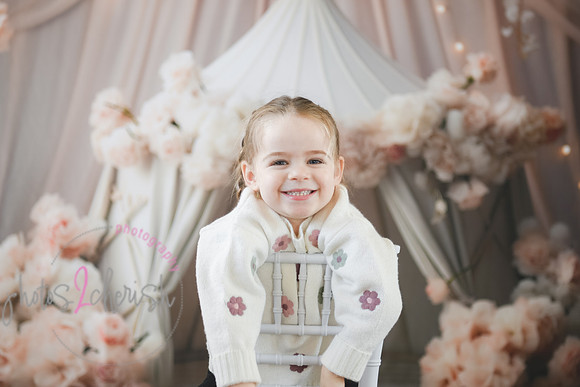 Gwen [turns 3] 112