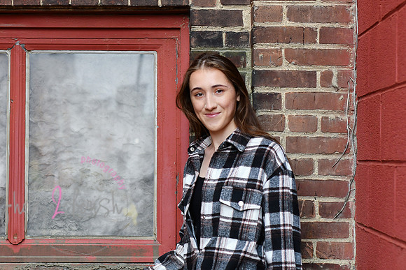 Carmella [MHS Class of 2025] proofs 031