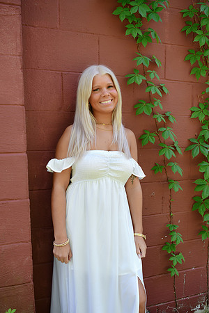 Katie [class of 2024] 031