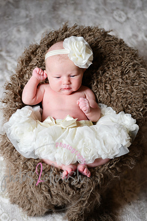 Amelia [newborn] images 062