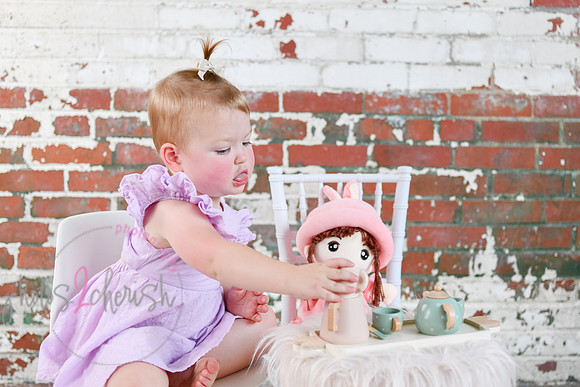 Leah [turns two] 131