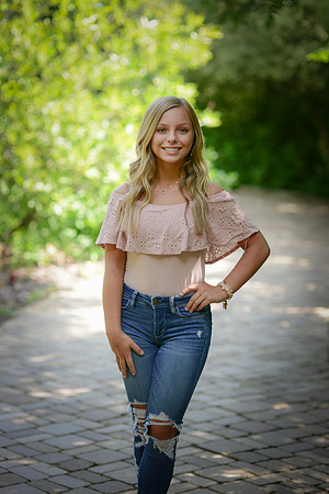 senior pics peek 18