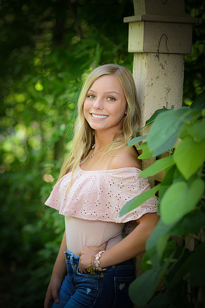 senior pics peek 29