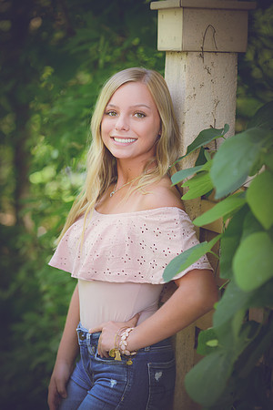 senior pics peek 31
