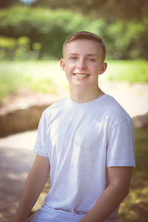 senior pics peek 34