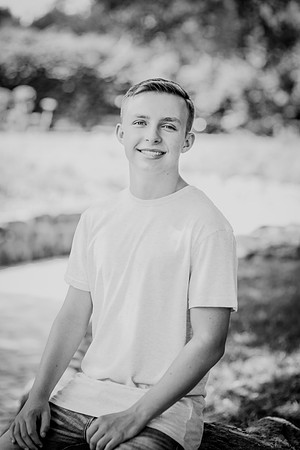 senior pics peek 35