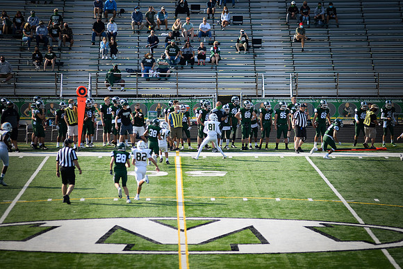 JV Bees vs Strongsville 038