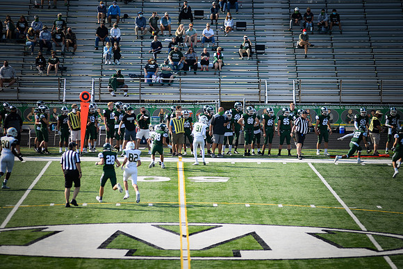 JV Bees vs Strongsville 039