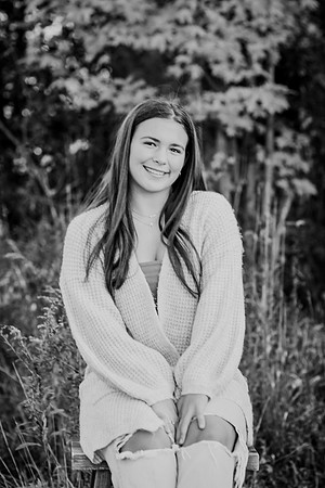Rylie senior photos 092