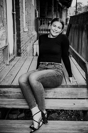 Rylie senior photos 329