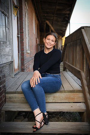 Rylie senior photos 327