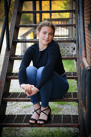 Rylie senior photos 359