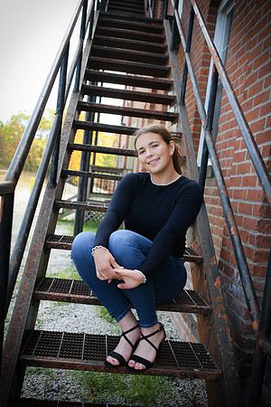 Rylie senior photos 370