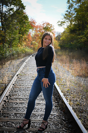 Rylie senior photos 430