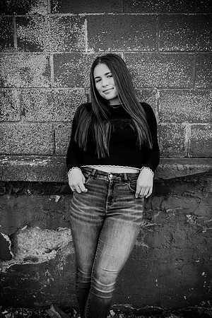 Rylie senior photos 421