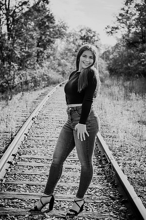 Rylie senior photos 431