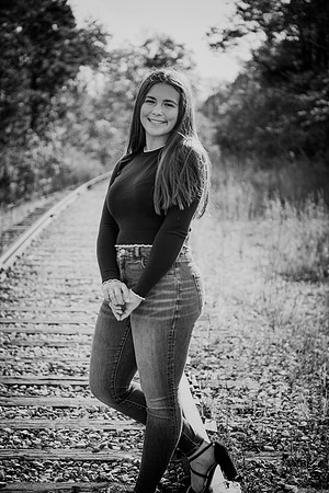 Rylie senior photos 467