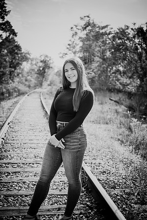 Rylie senior photos 453
