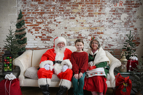 2024 Santa [Shultz] 03