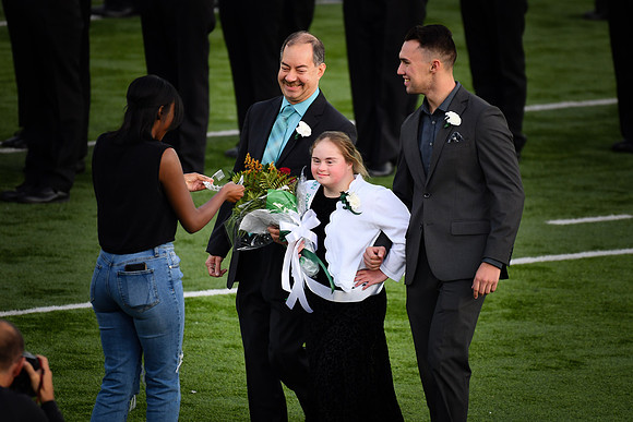 HOCO [Mentor] 011