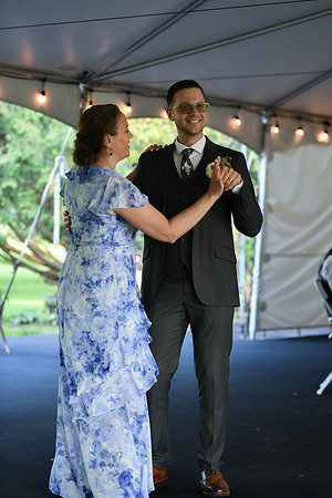 Carter & Marlah Reception [Mother Son Dance] 017