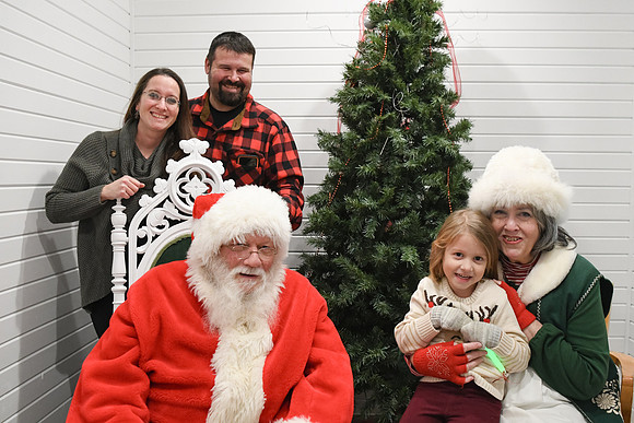 Santa Family 11