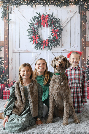 Sublett Family [Holiday 2024] 41