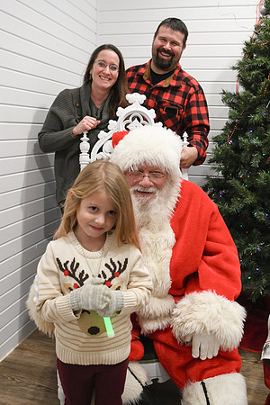 Santa Family 05
