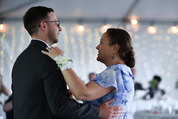 Carter & Marlah Reception [Mother Son Dance] 087