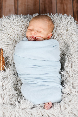 Noah Newborn 047
