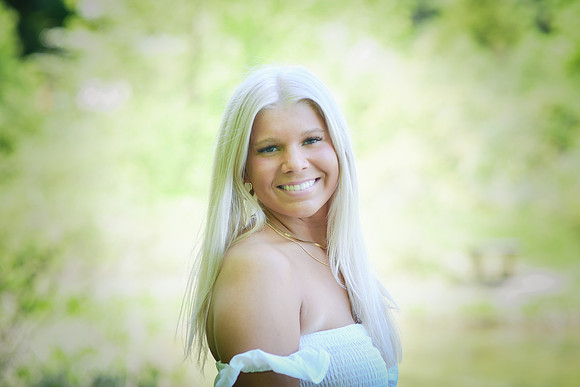 Katie [class of 2024] 013