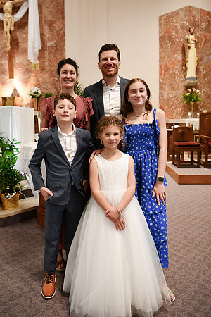 Isabel [First Communion] 051