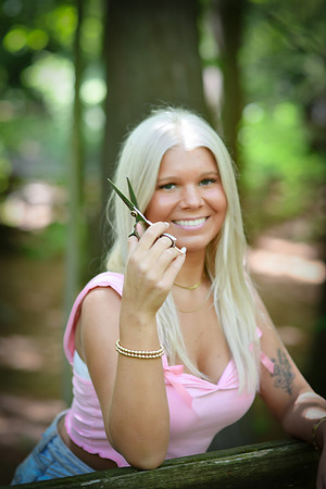 Katie [class of 2024] 141