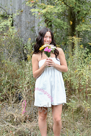 Kate MHS Class of 2025 [peek] 033