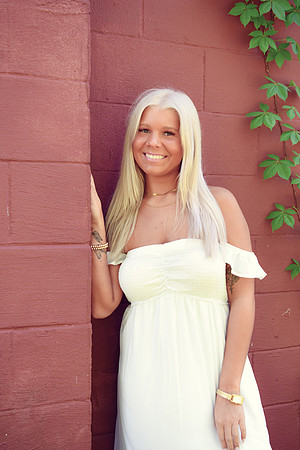 Katie [class of 2024] 036