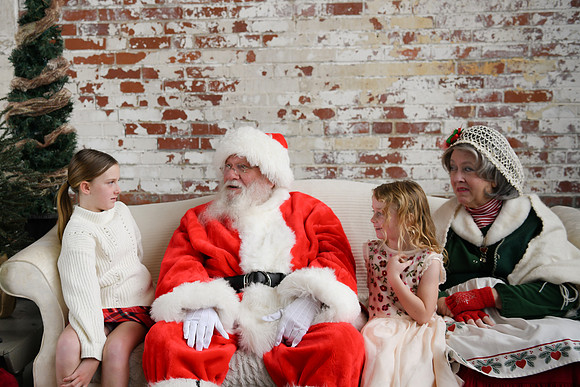 2024 Santa [Stefanik] 05