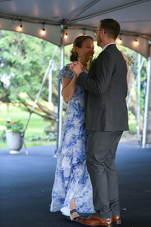 Carter & Marlah Reception [Mother Son Dance] 021